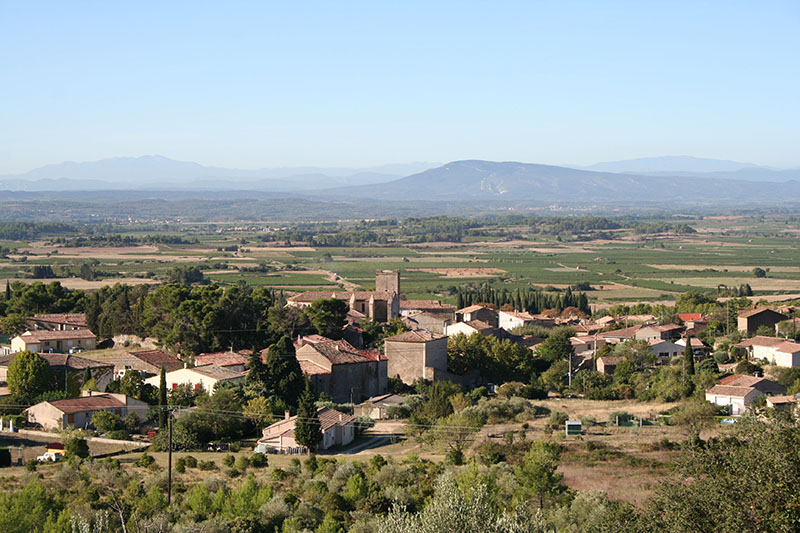 Vue du Bourg de la commune d'Azillanet