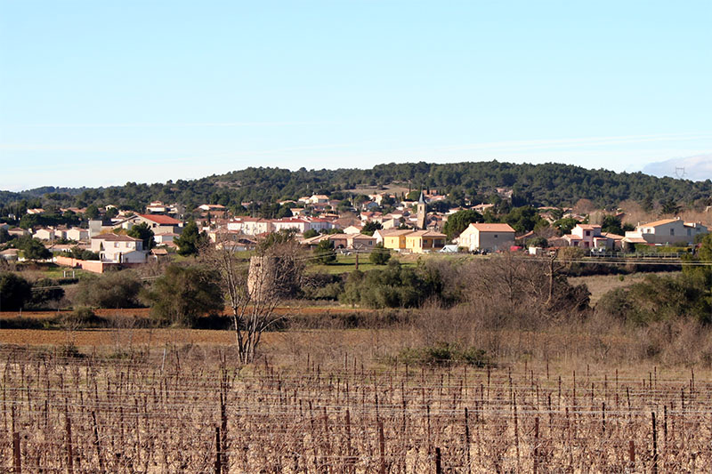 Vue du bourg de la commune de Creissan