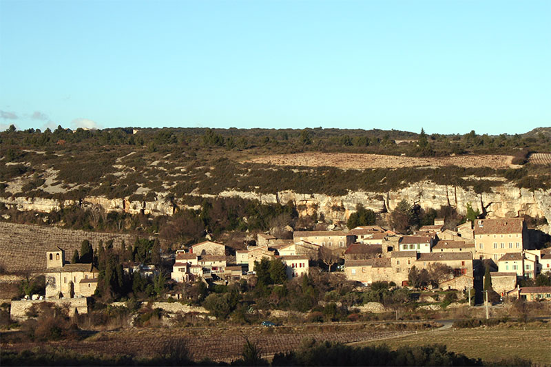 Vue du bourg de la commune de La Caunette